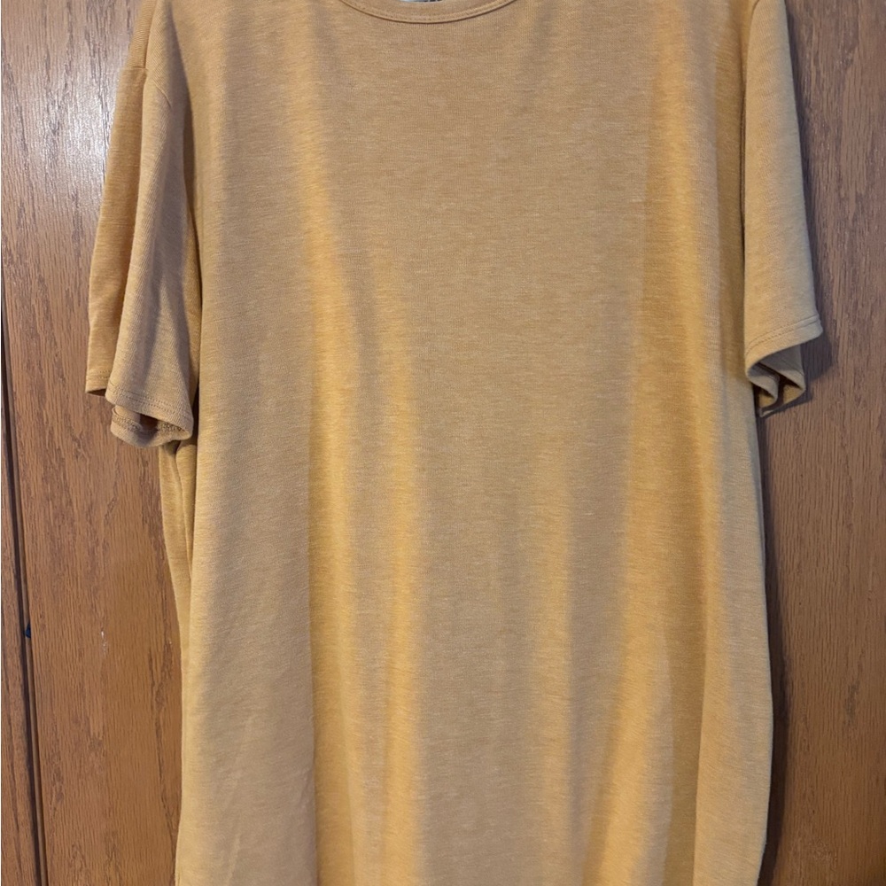 Buckle Tan Short Sleeve Tee